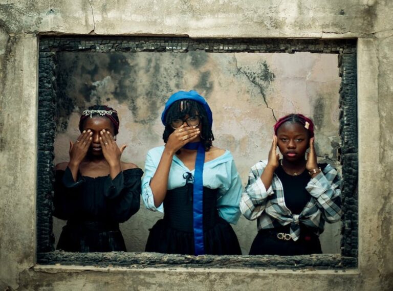 Can You See What I See on Ooverzala